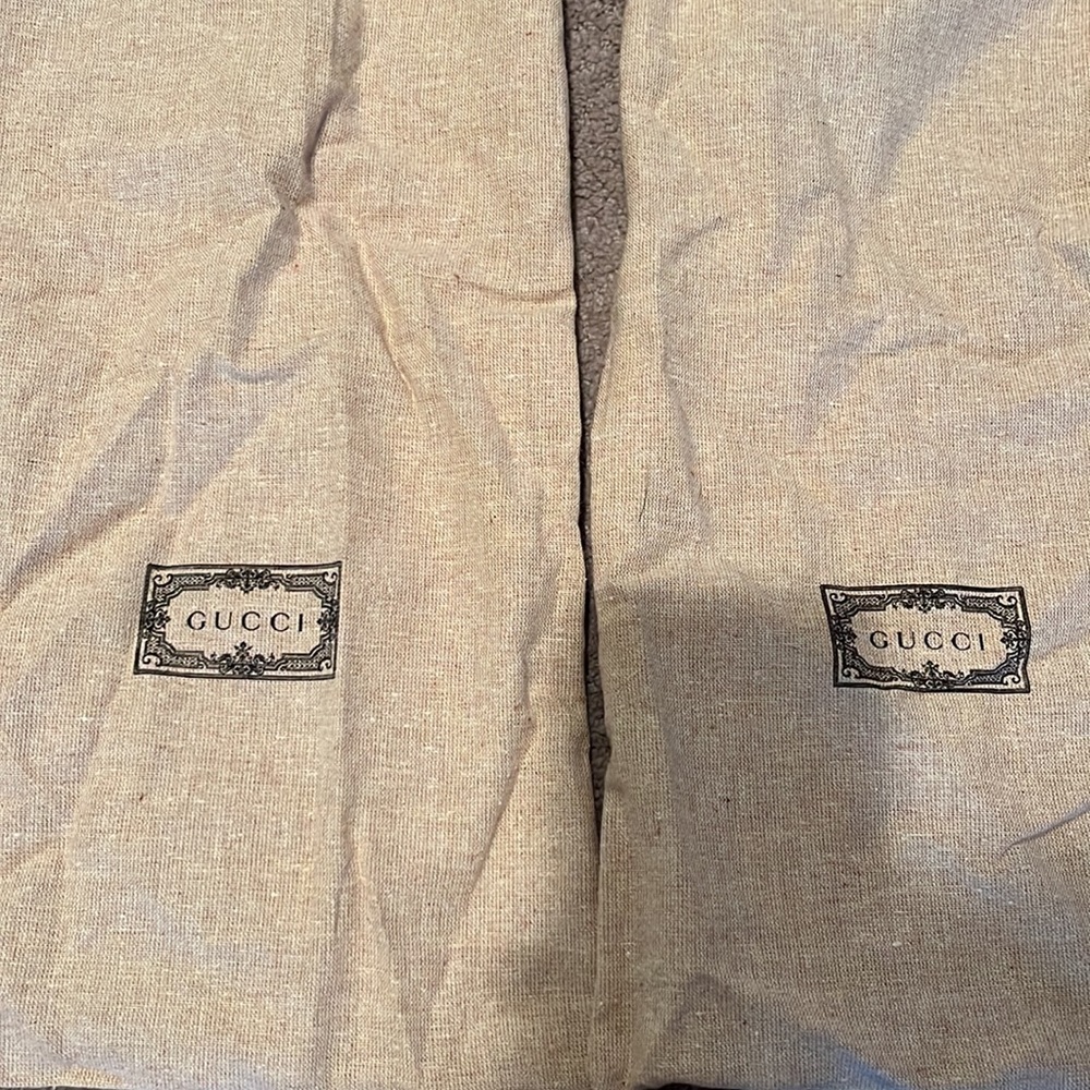 NEW tan Gucci shoe bags - Picture 3 of 3